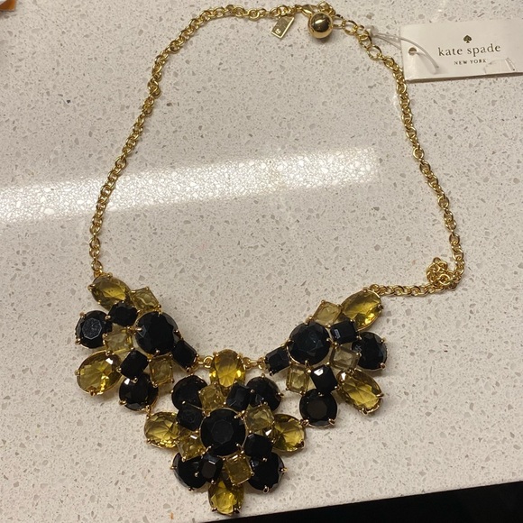 NWT Kate Spade Crystal Cluster Statement Necklace - Picture 4 of 8